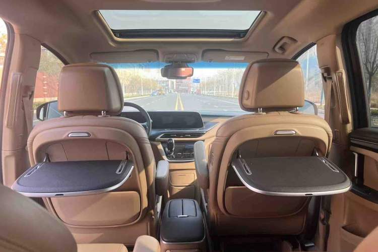 Used Buick GL8 2021 ES Land Cruiser 653T Luxury Edition
