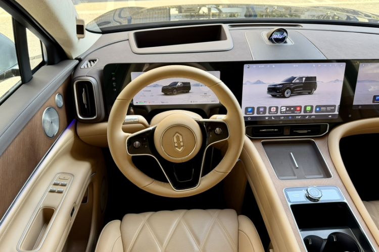 Used Hima AITO M9 2025 Extended-Range Ultra Version 52 kWh 6-Seater
