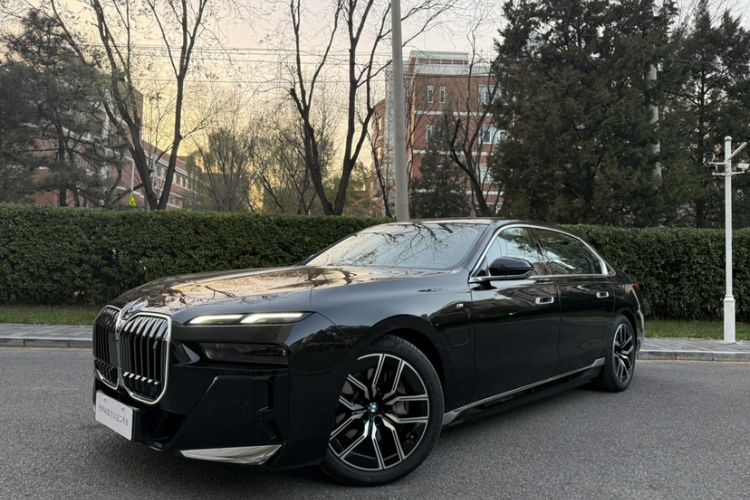 Used BMW i7 2023 eDrive50L Leading M Sport Package