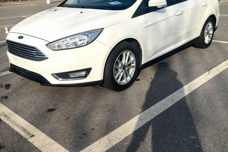 Used Ford Focus 2015 Sedan 1.6L Automatic Trend Model
