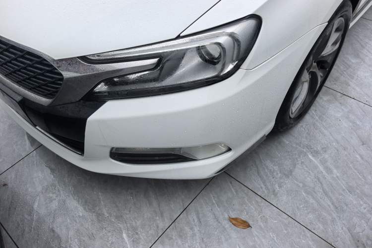 Used  5LS 2014 1.6T Luxury Edition THP160
