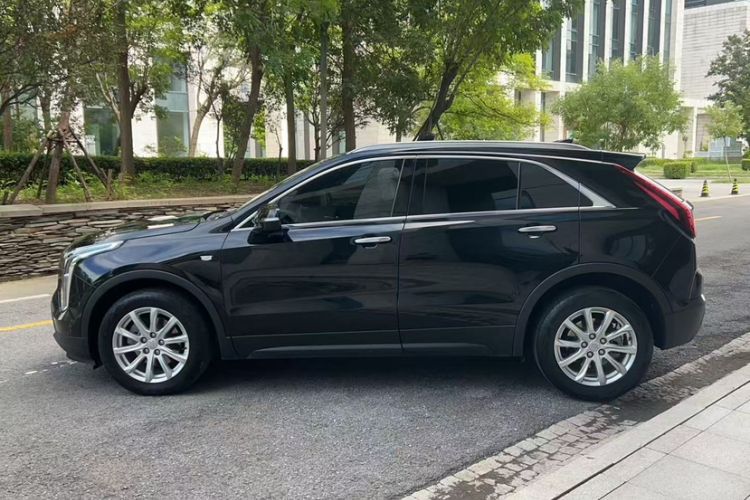 Used Cadillac XT4 2022 28T Two-Wheel Drive Fashion Edition
