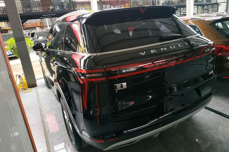 Used Venucia Star 2020 260T Automatic 48V Mild Hybrid Turbocharged Star Edition
