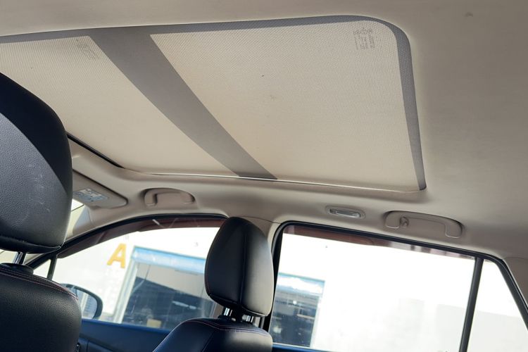 Used Suzuki S-Cross 2014 1.6L CVT Two-Wheel Drive Elite Version
