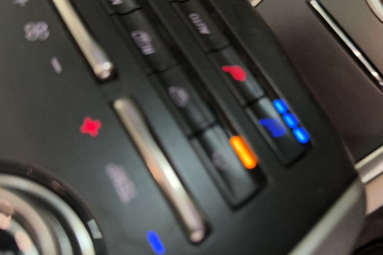 Used Lincoln Continental 2019 2.0T Two-Wheel Drive Luxury Edition China VI Standard
