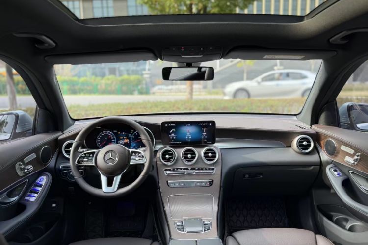 Used Mercedes-Benz GLC 2022 Second Facelift GLC 260 L 4MATIC Luxury Edition
