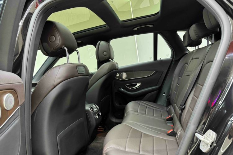 Used Mercedes-Benz GLC 2016 GLC 300 4MATIC Dynamic Model
