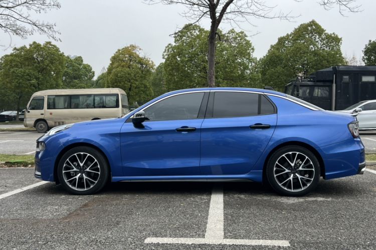 Used Lynk & Co 03 2021 2.0TD Automatic Trendy Champion Edition
