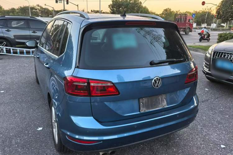 Used Volkswagen Golf 2015 1.4TSI Sportsvan
