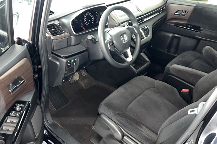 Used Honda Odyssey 2022 2.0L eHEV Sharp Enjoyment Edition
