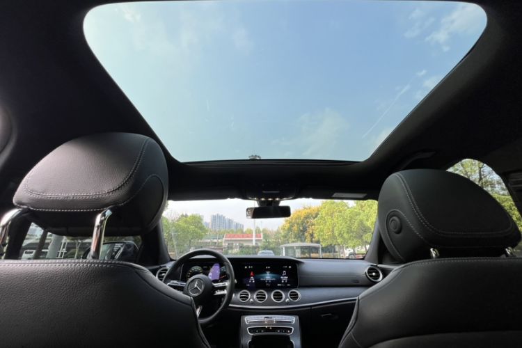 Used Mercedes-Benz E-Class 2022 E 260 Stylish Sports Edition
