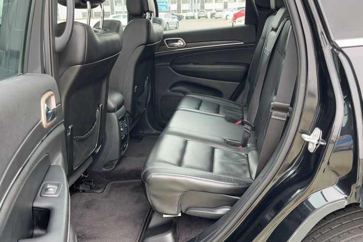 Used  Grand Cherokee 2016 3.0L Comfort Navigation Edition
