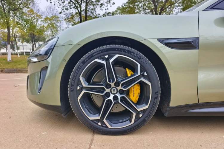 Used  SU7 2024 Four-Wheel Drive Ultra-Long Range Advanced Intelligent Driving Max Edition