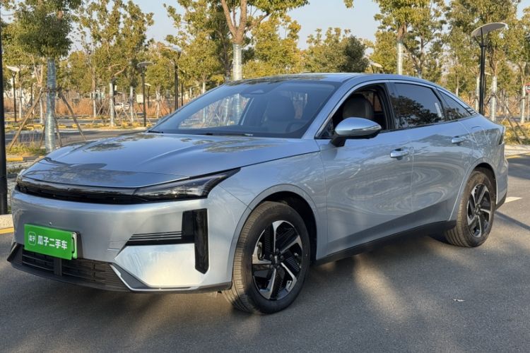 Used Geely Galaxy L6 2025 EM-i 140km Starship Edition