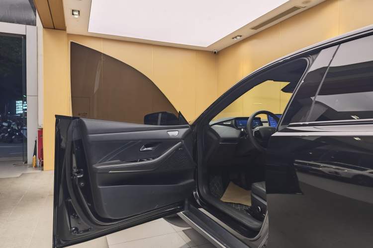 Used  SL03 2023 200Max Range-Extended Version