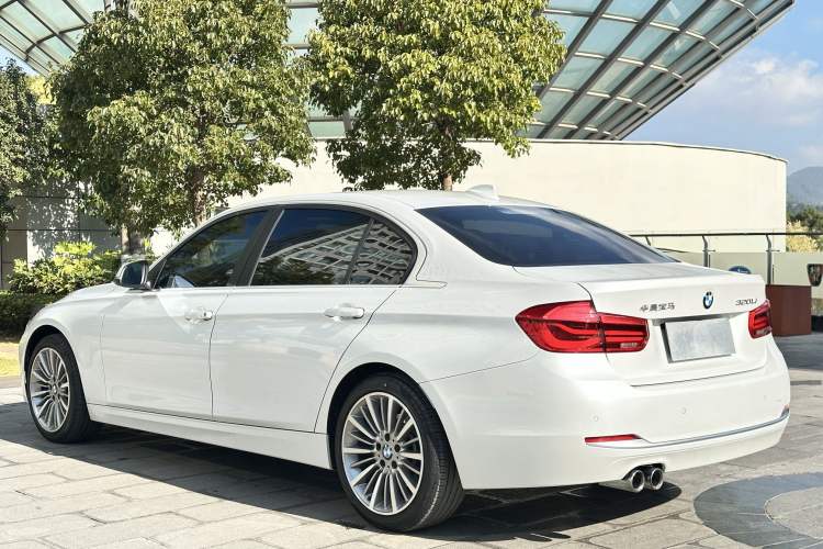 Used BMW 3 Series 2019 320Li Fashion Model
