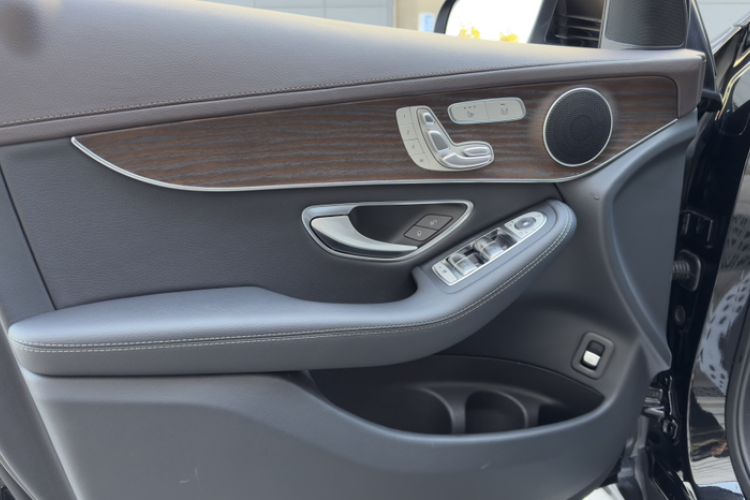 Used Mercedes-Benz GLC 2022 Refreshed GLC 300 L 4MATIC Dynamic Edition Prestige Version
