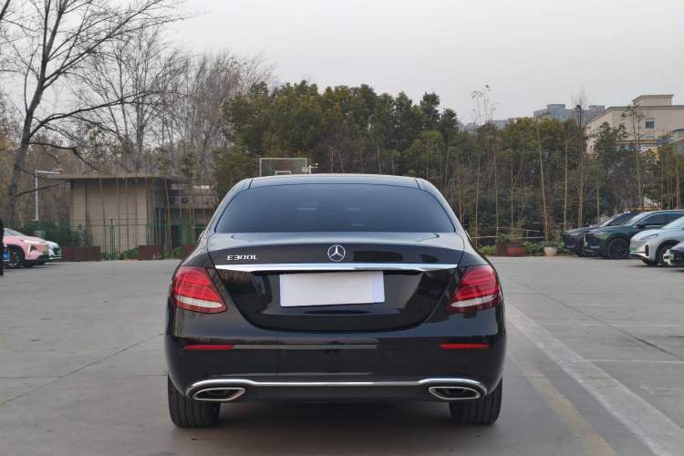 Used Mercedes-Benz E-Class 2020 Facelift E 260 L