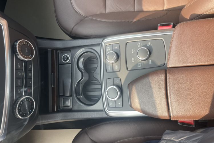 Used Mercedes-Benz M-Class 2014 ML 400 4MATIC Luxury Model