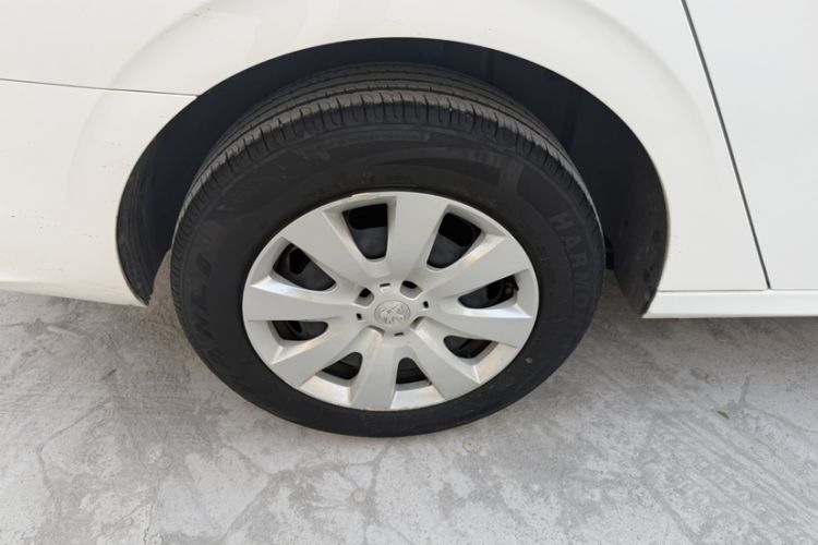 Used Peugeot 301 2017 1.6L Automatic Comfort Edition
