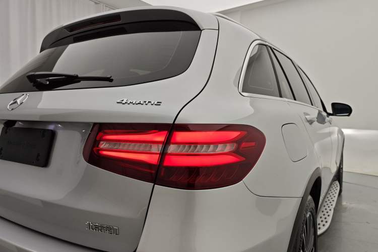 Used Mercedes-Benz GLC 2018 Facelifted GLC 260 4MATIC Dynamic Edition
