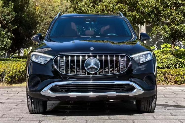 Used Mercedes-Benz GLC 2023 GLC 260 L 4MATIC Dynamic Edition 5-seater
