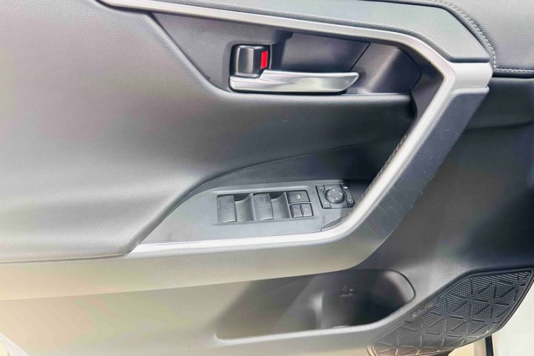 Used Toyota RAV4 2020 Dual-Engine 2.5L E-CVT 4x4 Elite PLUS Edition