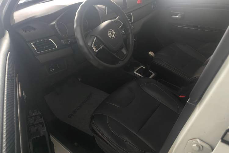 Used Dongfeng Fengon 330 2018 1.5L 330S Comfort Edition DK15
