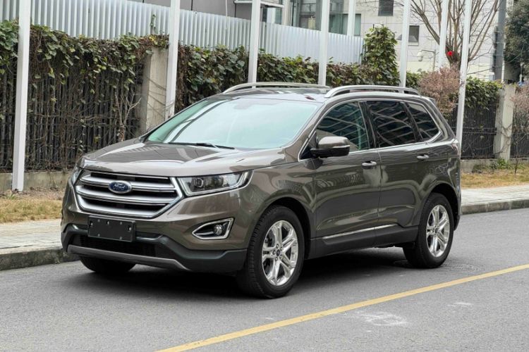 Used Ford Edge 2015 2.0T GTDi Two-Wheel-Drive High-Line Version