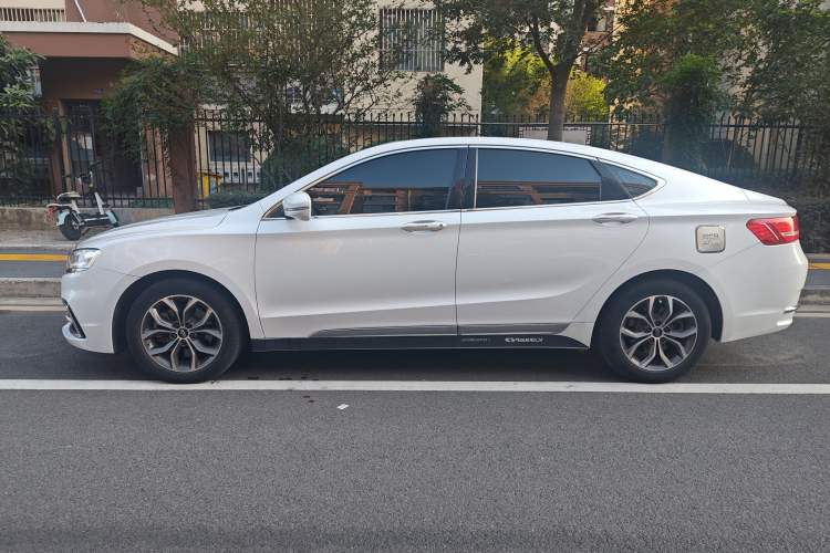 Used Geely Auto Emgrand GT 2017 2.4L Comfort Model
