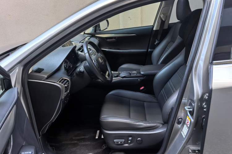 Used Lexus NX 2015 300h Front-Drive Fēngshàng Edition