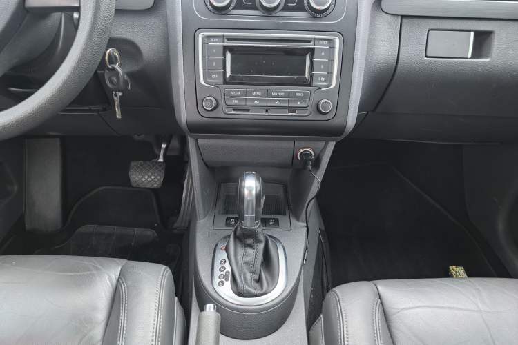 Used Volkswagen Touran 2015 1.4T DSG Comfort Edition 5 Seats
