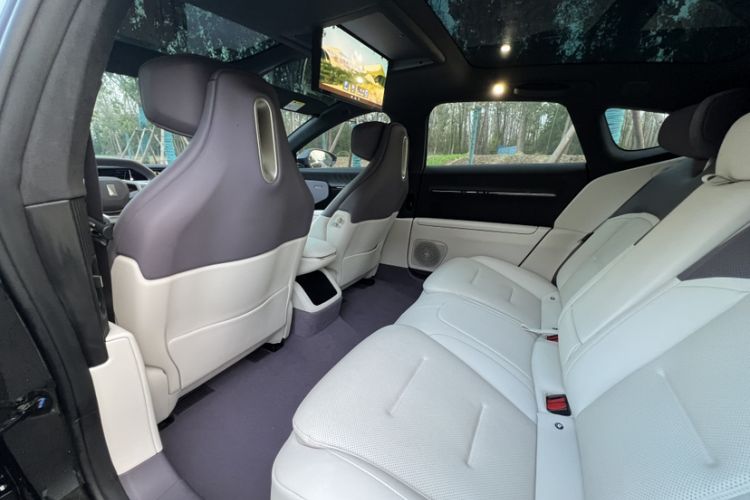 Used  12 2025 Ultra Extended-Range Edition