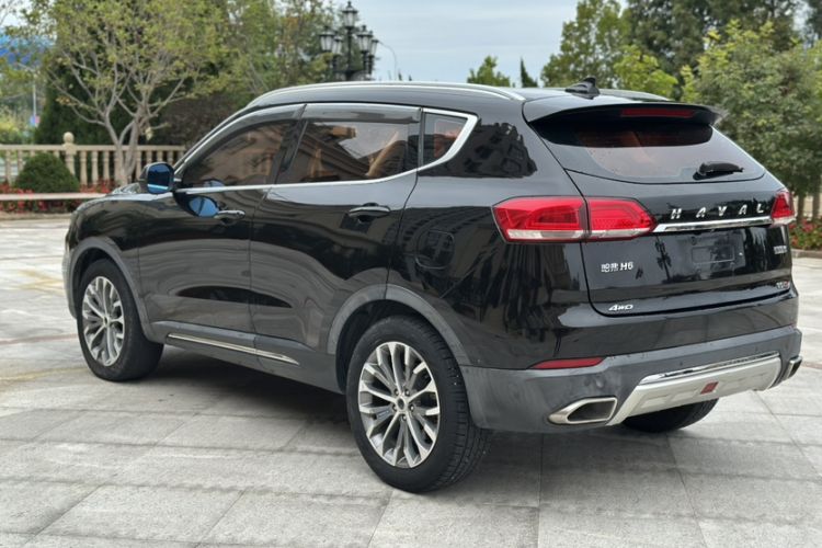 Used Haval H6 2017 Blue Label 1.5T Automatic Two-Wheel Drive Luxury Model
