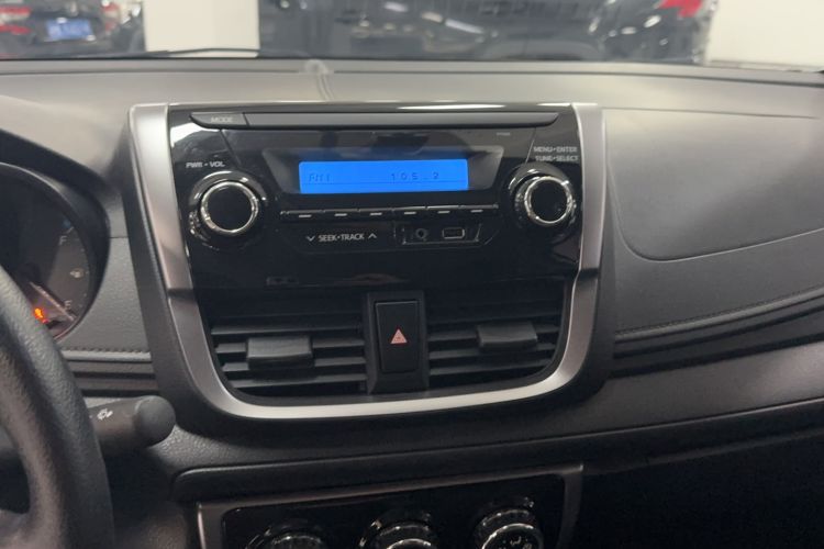 Used Toyota YARiS L 2019 1.5E CVT Dynamic Edition China VI compliant
