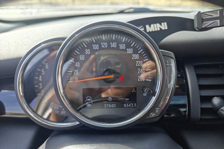 Used  MINI 2019 1.5T ONE PLUS Five-Door Edition
