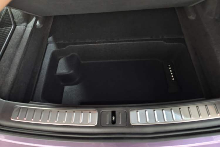 Used Hima Luxeed R7 2025 Range-Extended Version 251 km Max
