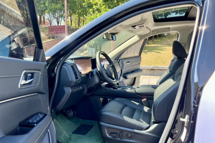 Used Nissan Terra 2024 380 VC-TURBO Two-Wheel Drive Smart Edition 7-Seater
