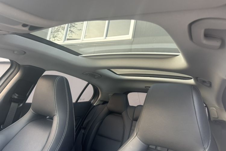 Used Mercedes-Benz GLA 2016 GLA 220 4MATIC Fashion Edition
