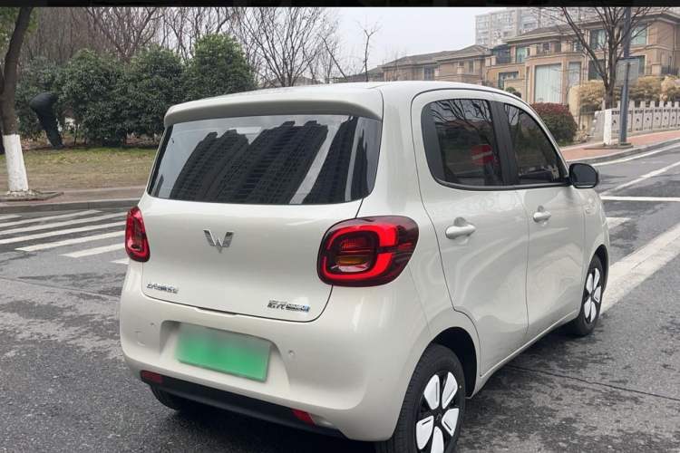 Used Wuling Hongguang MINIEV 2025 Four-Door Version Advanced Edition
