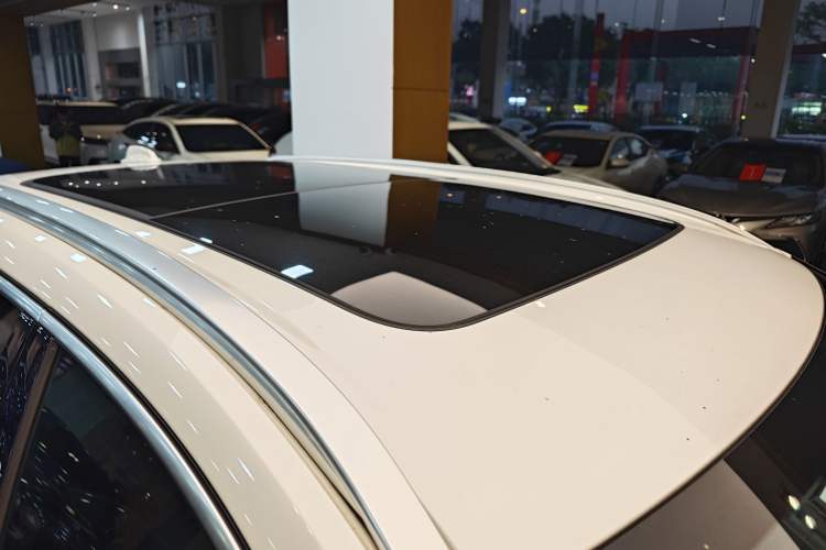 Used Volvo XC60 2019 T5 4x4 Smart & Dynamic Sport Edition China VI Standard