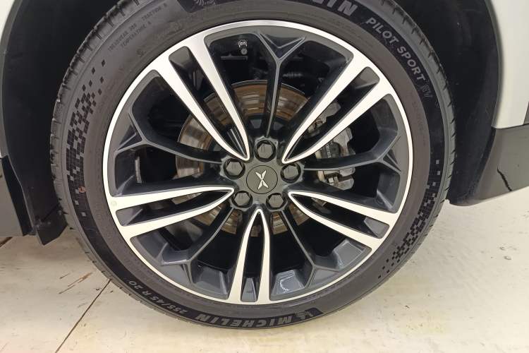 Used XPeng G6 2023 700 Four-Wheel Drive Performance Max
