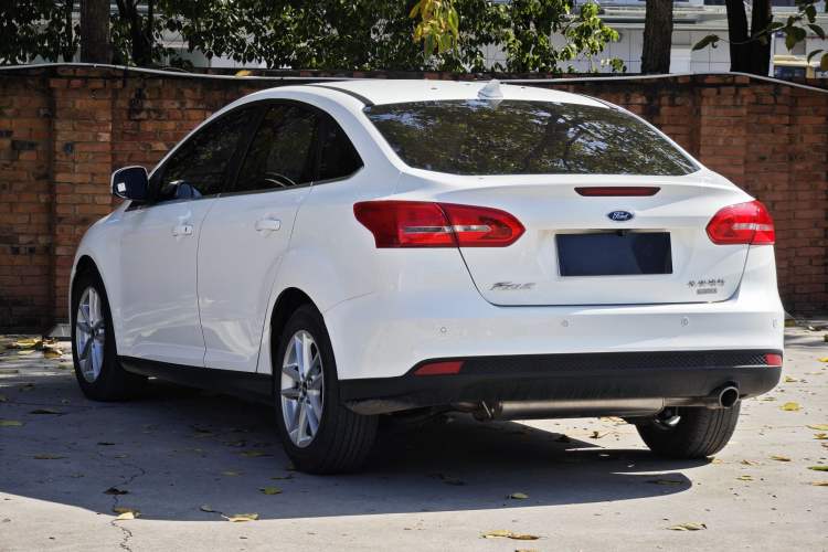 Used Ford Focus 2018 Sedan Classic EcoBoost 180 Automatic Elite Model