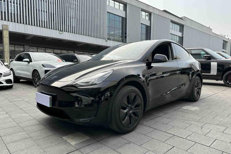 Used Tesla Model Y 2023 Rear-Wheel-Drive Version