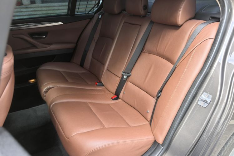 Used BMW 5 Series 2014 535Li Leading Model
