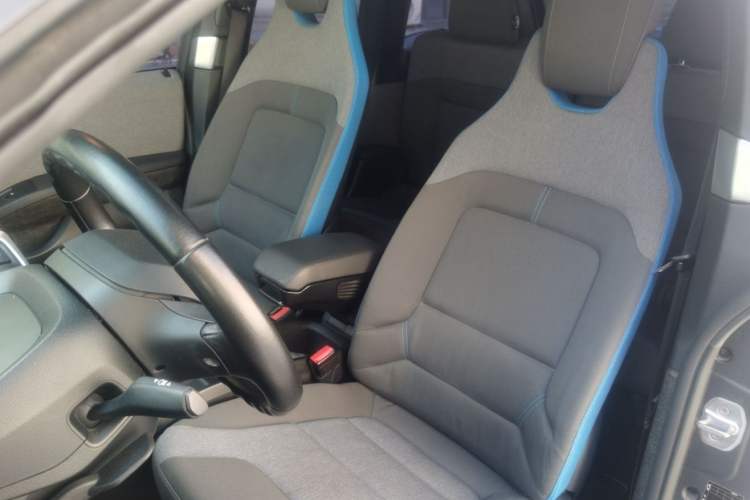 Used BMW i3 2016 Upgraded Deluxe Edition
