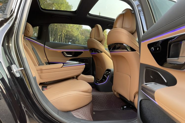 Used Mercedes-Benz E-Class 2024 E 260 L
