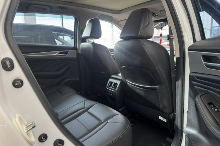 Used Haval F7 2019 2.0T Two-Wheel-Drive i-Van China VI Standard