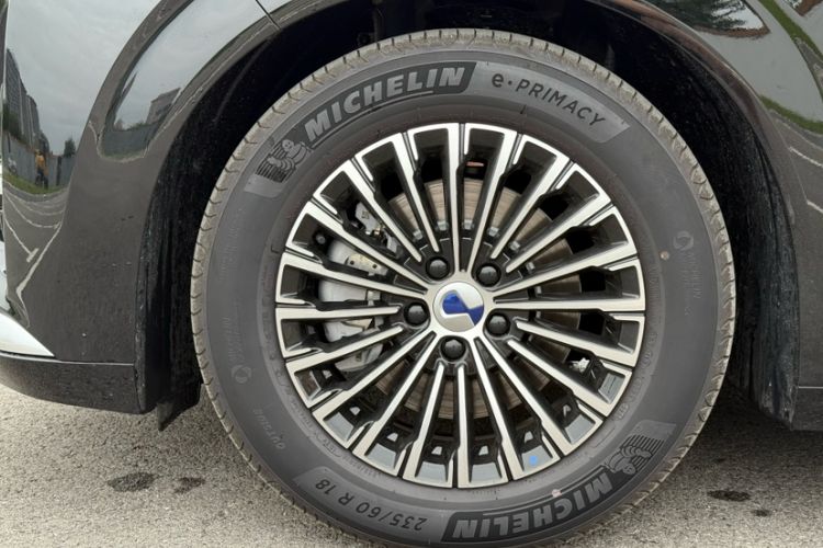 Used Denza D9 2024 EV 620 Premium Model
