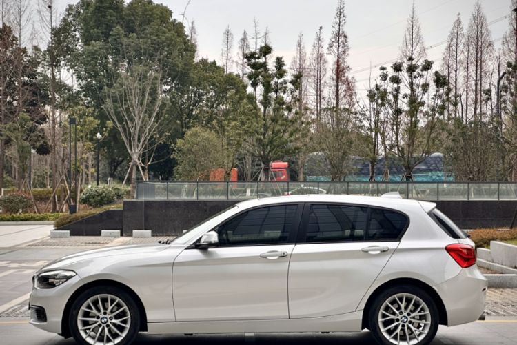 Used BMW 1 Series 2016 120i Leading Model
